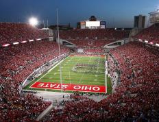 开云体育app-浓眉擎天定胜负！鹈鹕惊涛骇浪中他只手遮天