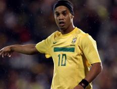 开云体育在线-钢铁巨人觉醒之夜，浓眉数据全面爆炸，年度焦点之战就此定鼎