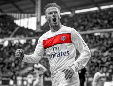 开云体育平台APP-温网绝杀法网，当草地刺客的锋刃刺穿红土堡垒