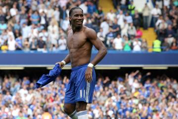 开云官方app入口-冷焰，当寒流席卷钢铁战车，一把火炬如何点燃全场