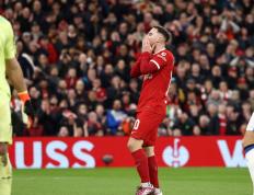 开云体育下载-利物浦中场球员表现出色，助球队取得胜利