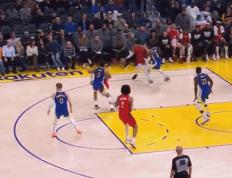 开云体育中国-开拓者胜勇士，利拉德砍下35分创纪录