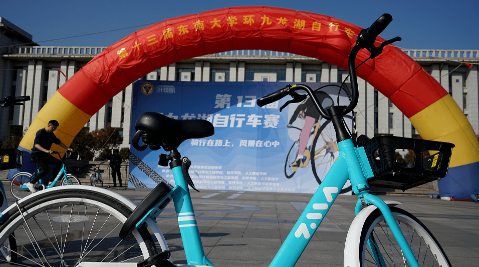 开云体育下载-球队连战连捷，冲击冠军轰轰烈烈进行的简单介绍