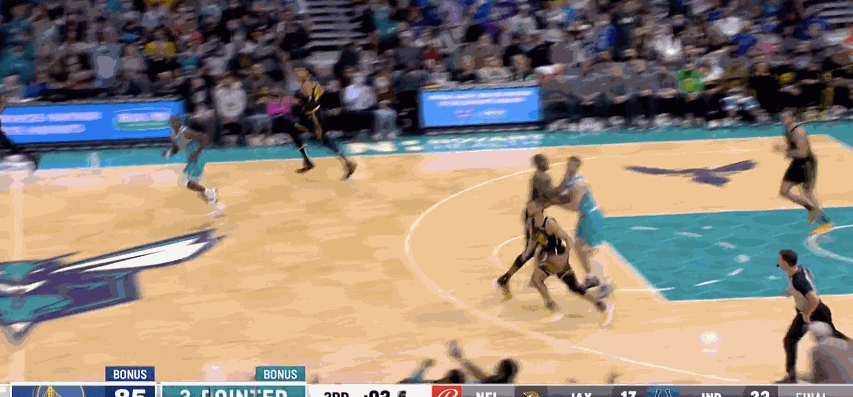 开云APP-黄蜂抛出筹码欲换回顶级控卫的简单介绍