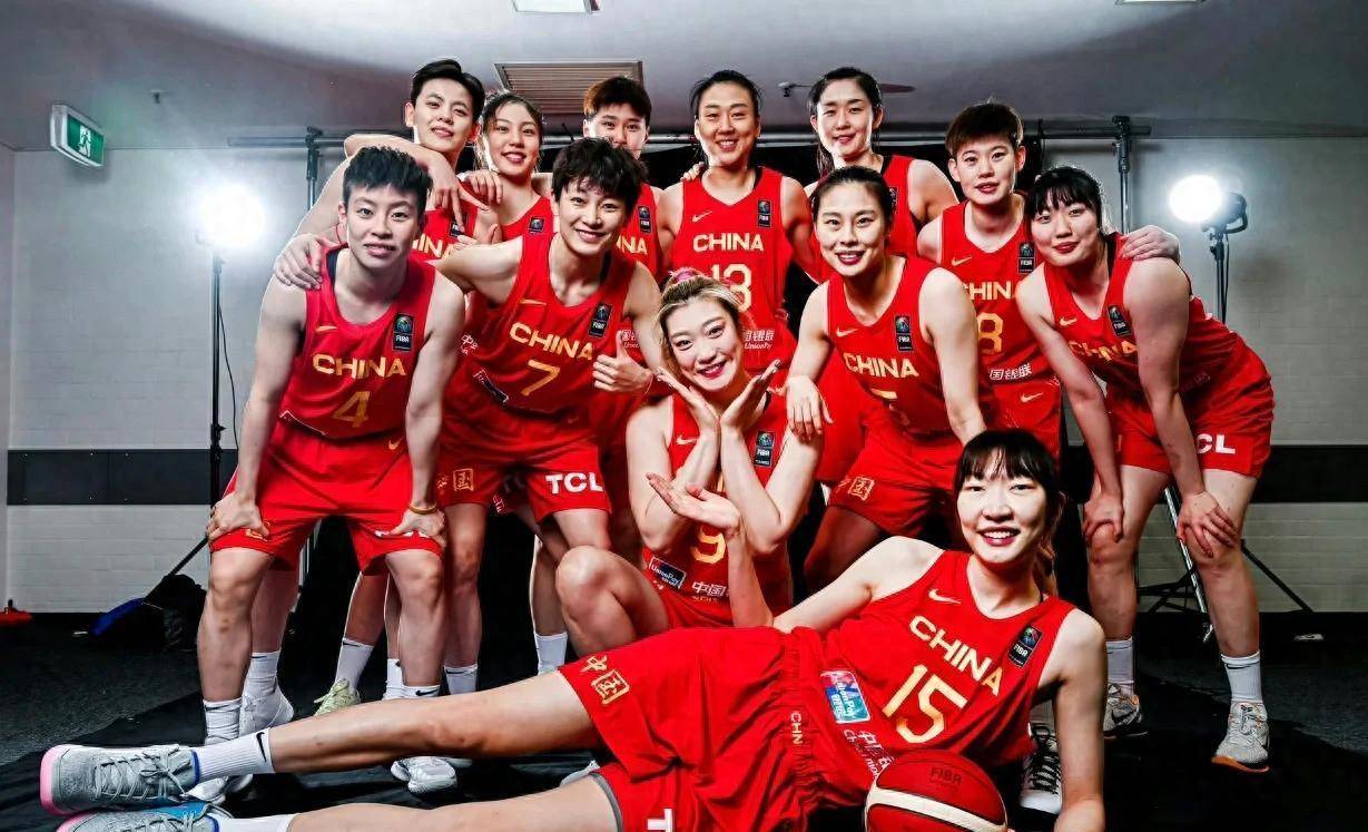 开云官网-亚洲杯小组赛完美收官,劲旅强势晋级