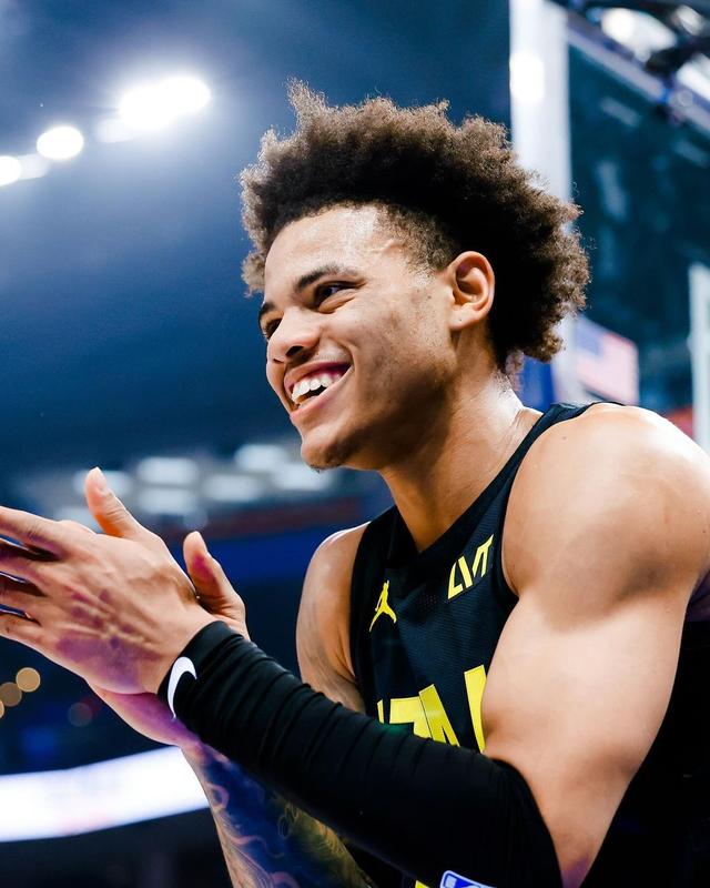 开云体育中国-葡超巨无霸平局战绩不佳,面临重建挑战