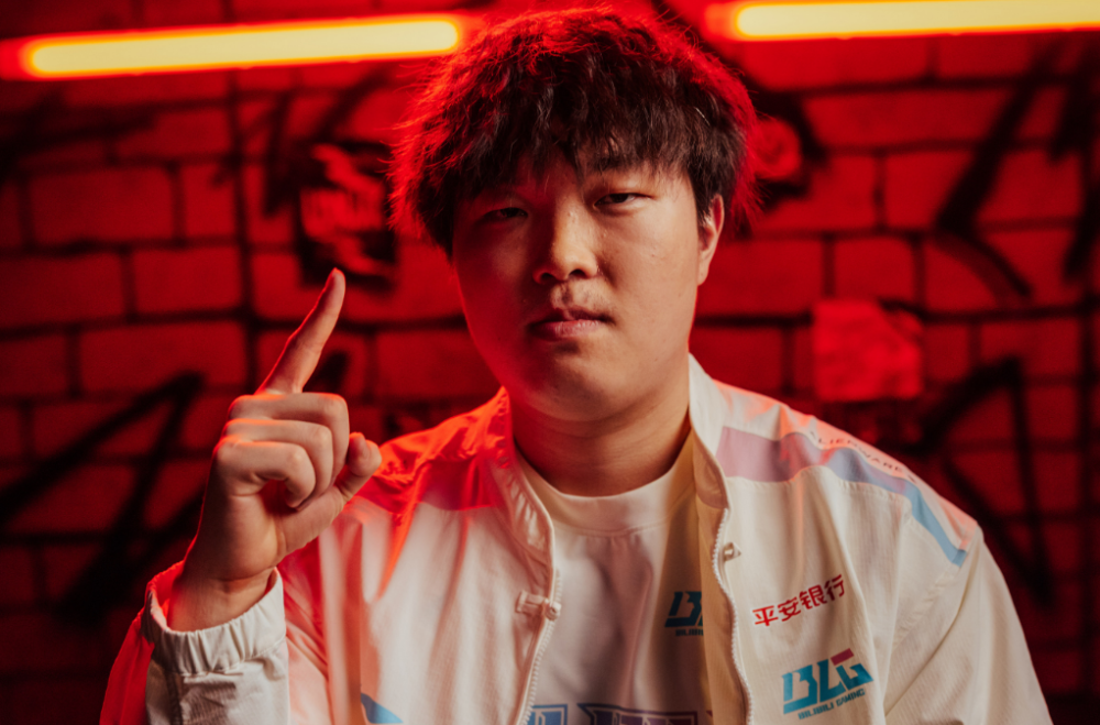 开云体育在线-关于HLE横扫G2，Ruler操刀奇招英雄翻盘宿命之战四强赛，引爆全场热议的信息