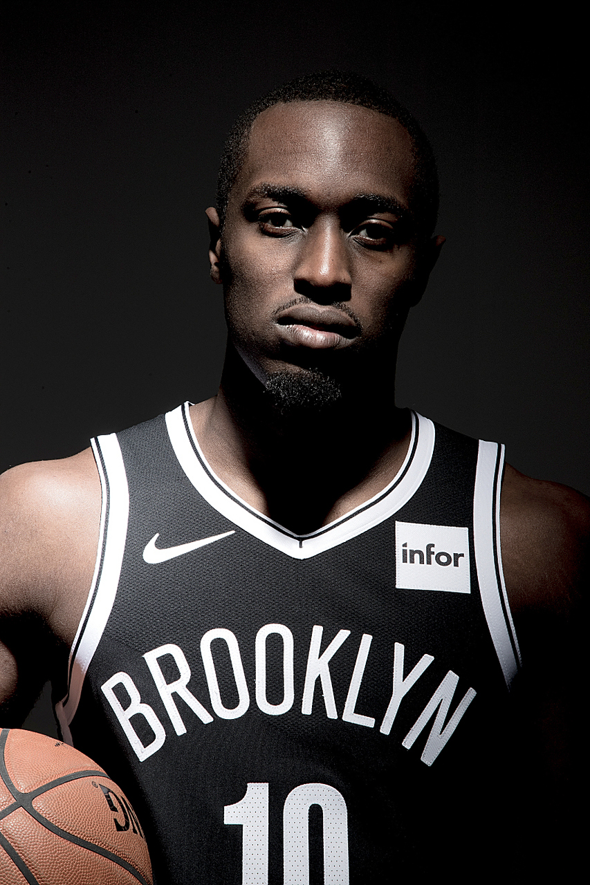 开云下载-包含雄鹿客场战胜篮网，字母哥再砍30+10的词条