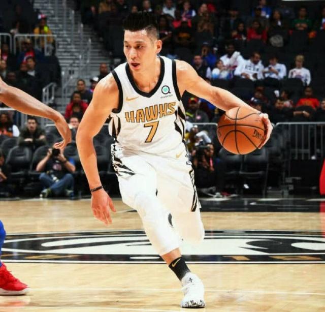 开云官网-书豪助力老鹰队零封76人队，东部决赛大热