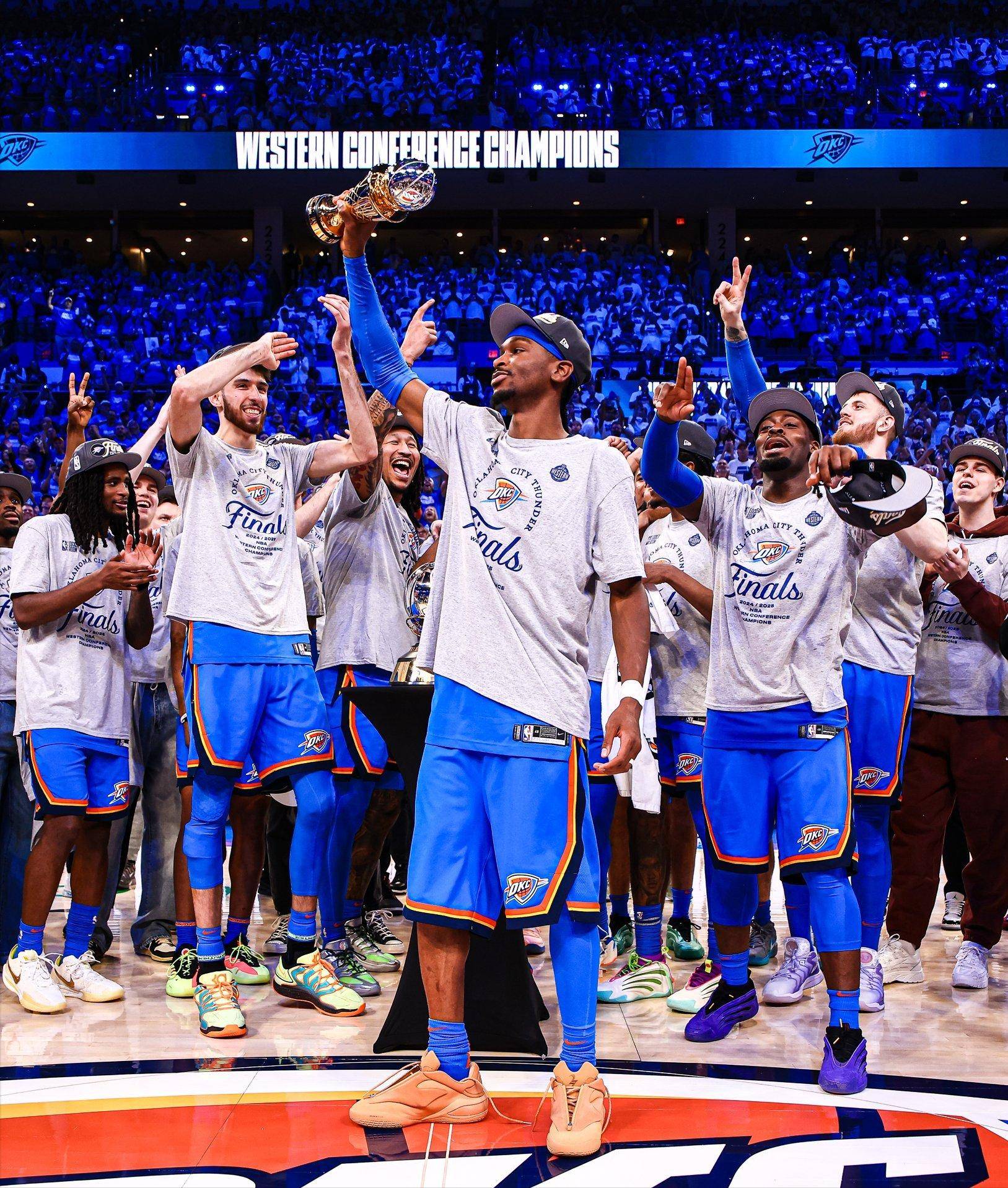 开云官方app入口-惊险胜利引发观众欢呼,球员展现实力