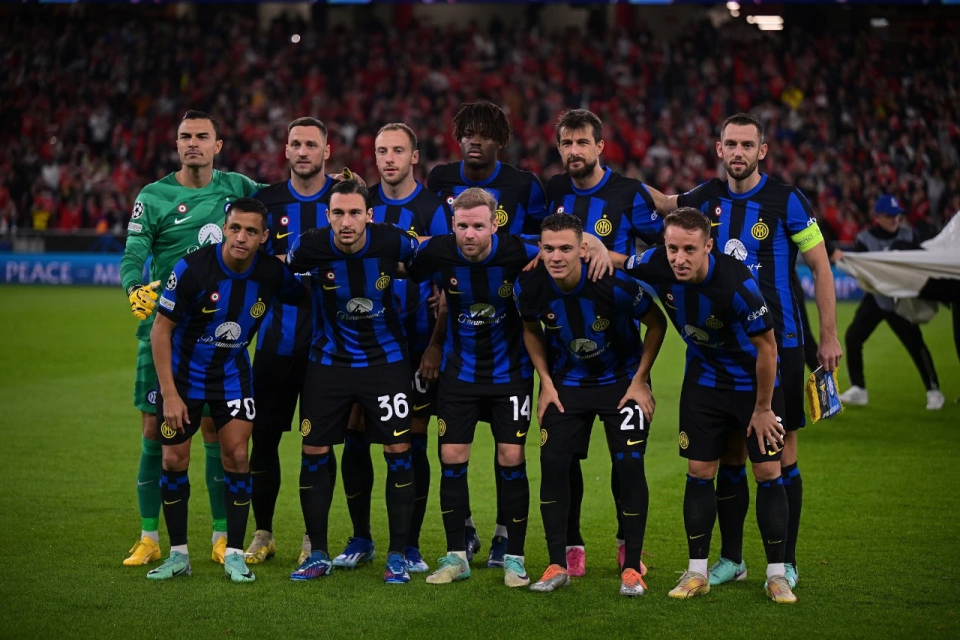 开云体育官方网站-主教练调整阵容，调动球队斗志