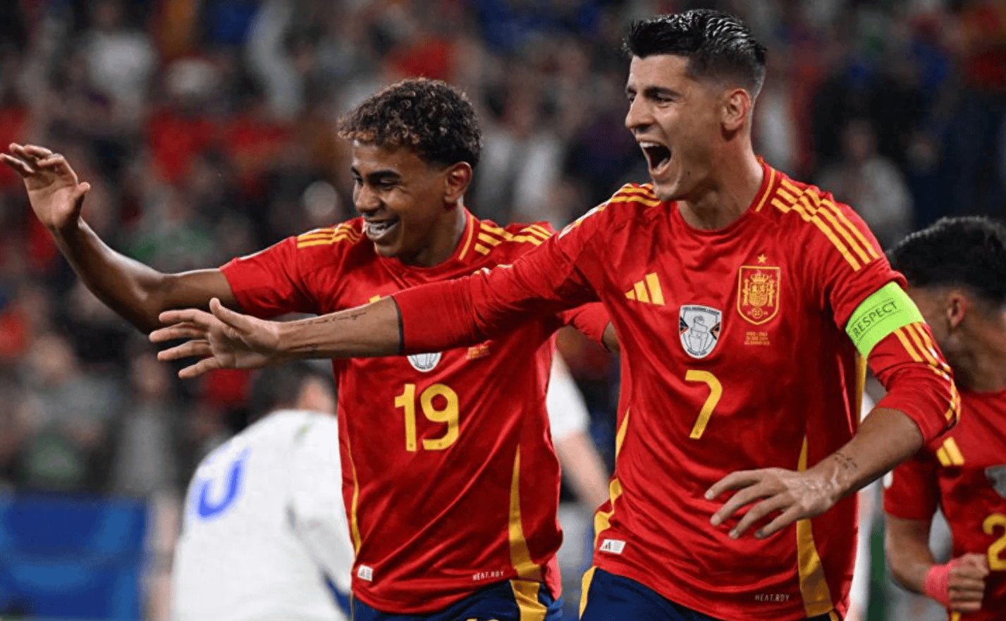 开云官方app入口-西班牙逆袭德国,欧国联冠军之路