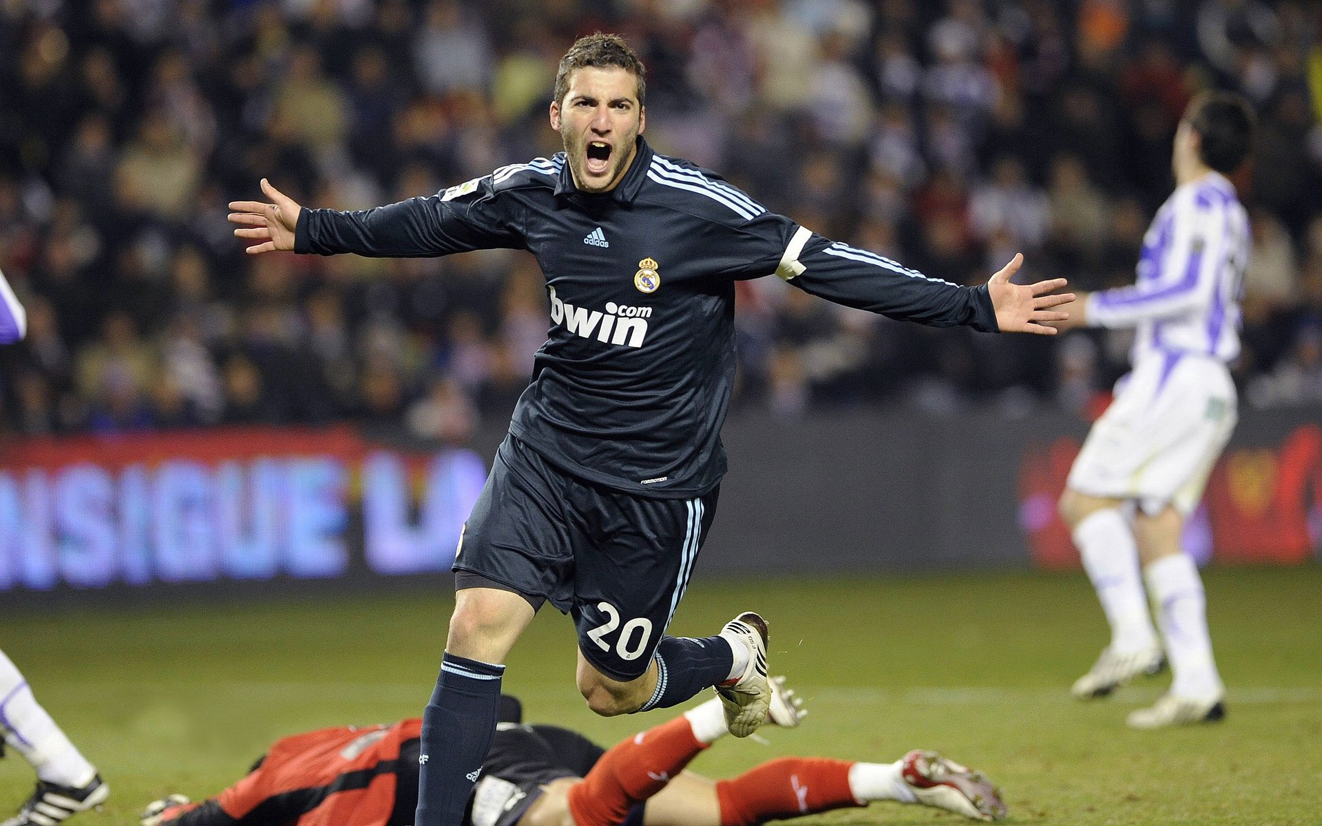 开云体育下载-火力覆盖，奥运关键战夜，罗德里戈的战术压制级演出